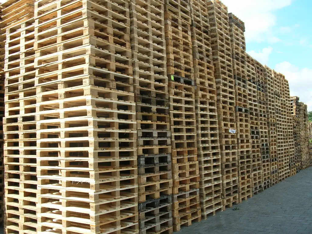 Holzpaletten IND-M, gebraucht-787