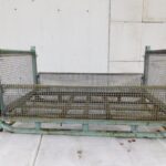 gitterrack-bmw-3103656-gebraucht-beide-laengsseiten-mit-geoeffneter-klappe