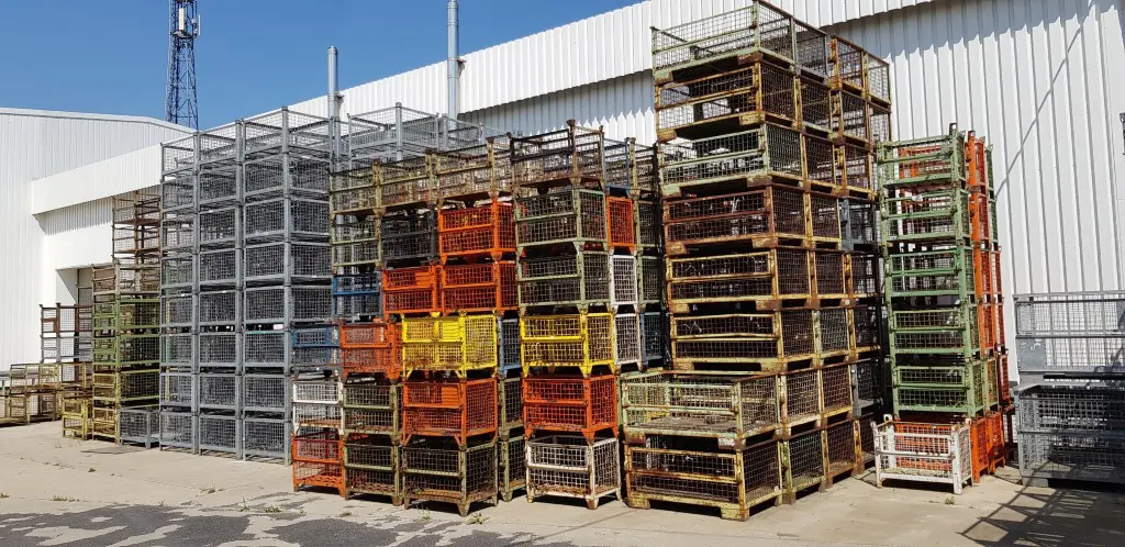Gitterboxen 856k, gebraucht – Stapel 01