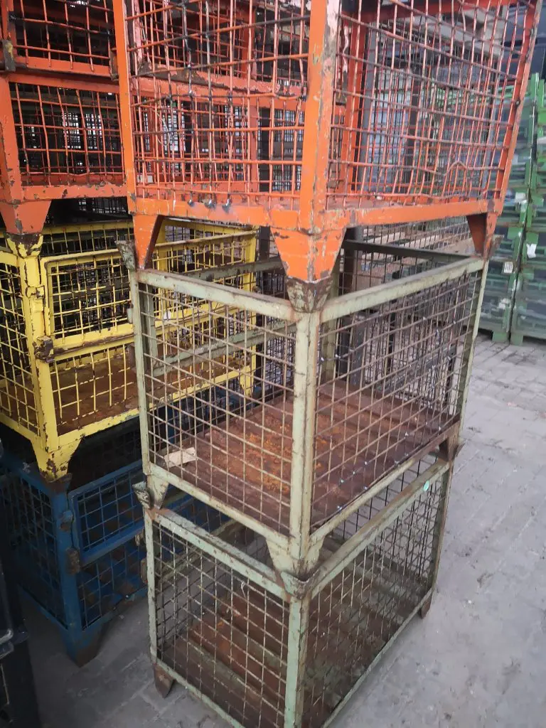 Gitterboxen 856k, gebraucht – Stapel 02