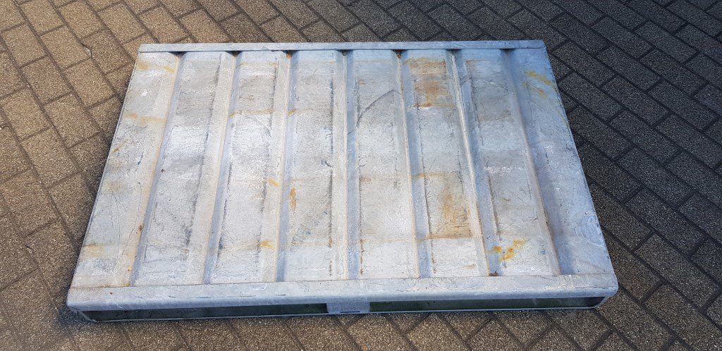 Stahlpaletten EUM-MSBk-fvz, gebraucht – Oberseite