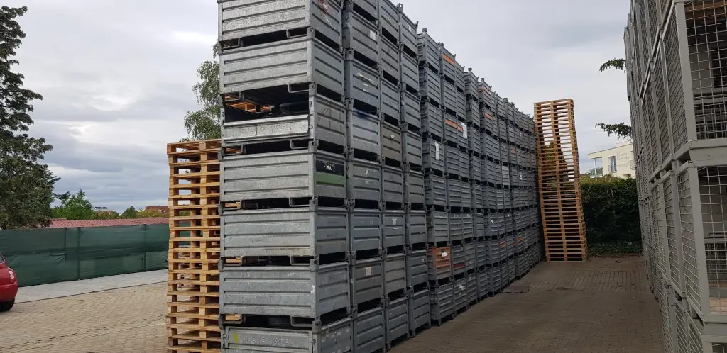 Stahlbehälter TSB-1286k-fvz, gebraucht -Stapel
