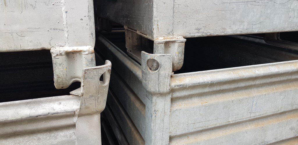 Stahlbehälter TSB-1286k-fvz, gebraucht – mit Kranösen