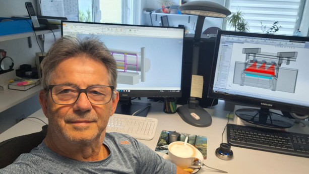 ingenieurbuero-konstrukteur-arbeitsplatz-entwicklung-sondergitterboxen